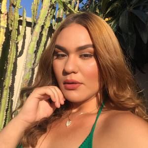 Meet your Posher, Priscilla